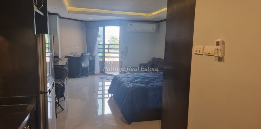 Studio in the Condo in Bang Lamung, Thailand № 205186