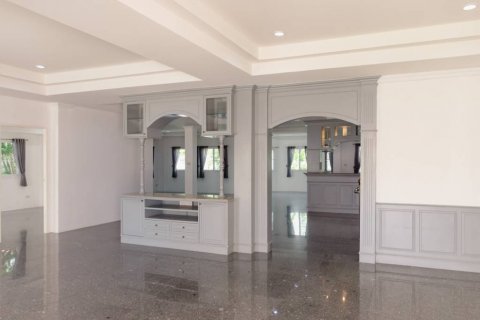 Дом в Хуа Хине, Таиланд с 5 спальнями  № 134496 - фото 7