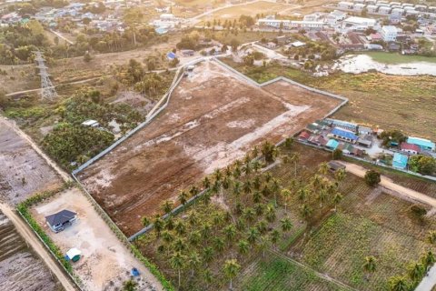 Земельный участок в Паттайе, Таиланд  № 172754