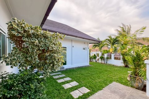 Villa in Hua Hin, Thailand 4 bedrooms № 172753 - photo 7