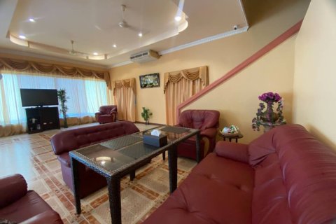 Вилла в Паттайе, Таиланд с 4 спальнями  № 172758 - фото 4