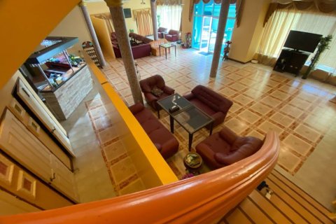 Вилла в Паттайе, Таиланд с 4 спальнями  № 172758 - фото 2