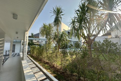 House in Hang Dong, Thailand 5 bedrooms № 161738 - photo 11