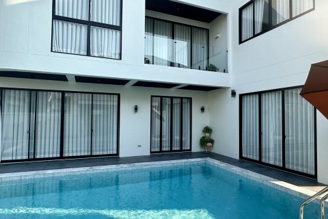 House in Hang Dong, Thailand 5 bedrooms № 161738 - photo 16