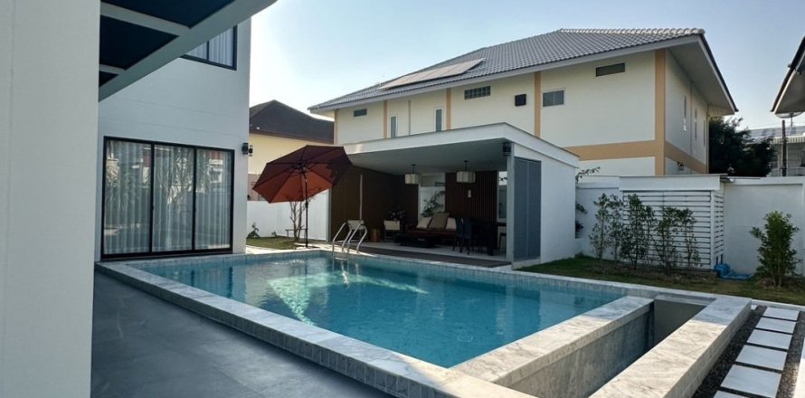 House in Hang Dong, Thailand 5 bedrooms № 161738