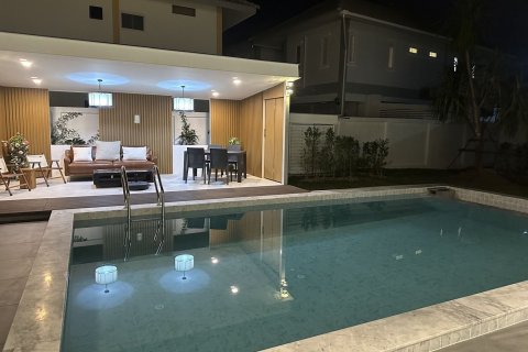 House in Hang Dong, Thailand 5 bedrooms № 161738 - photo 5