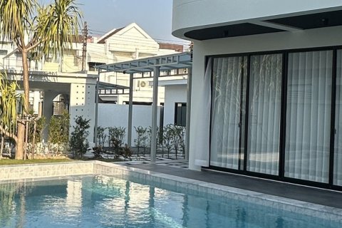 House in Hang Dong, Thailand 5 bedrooms № 161738 - photo 20