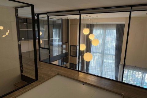 Condo in Khlong Toei, Bangkok, Thailand, 2 bedrooms  № 164361 - photo 12