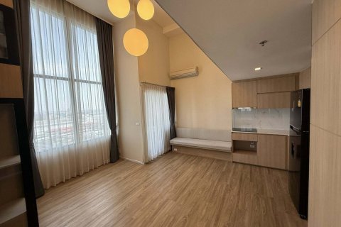 Condo in Khlong Toei, Bangkok, Thailand, 2 bedrooms  № 164361 - photo 1