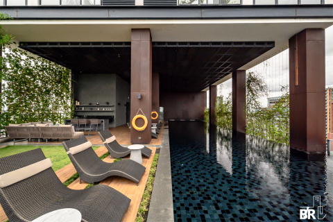 Condo in Bangkok, Thailand, 2 bedrooms  № 185770 - photo 9