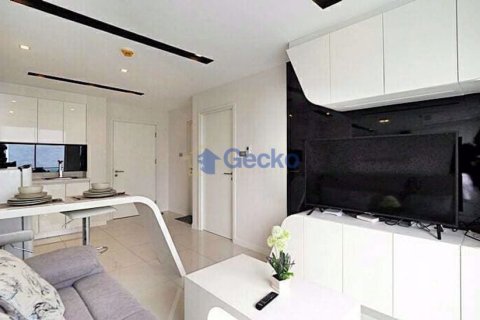 Condo in Pattaya, Thailand, 1 bedroom  № 204739 - photo 4