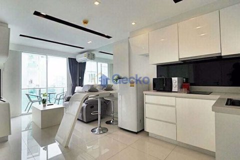 Condo in Pattaya, Thailand, 1 bedroom  № 204739 - photo 3