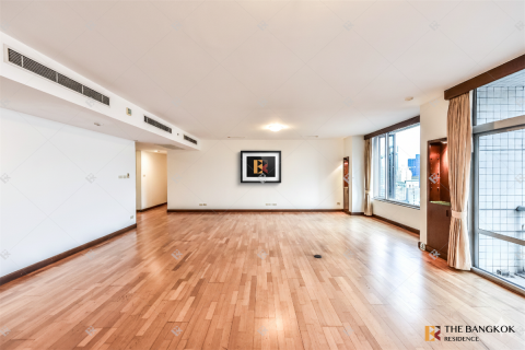Condo in Bangkok, Thailand, 3 bedrooms № 186752