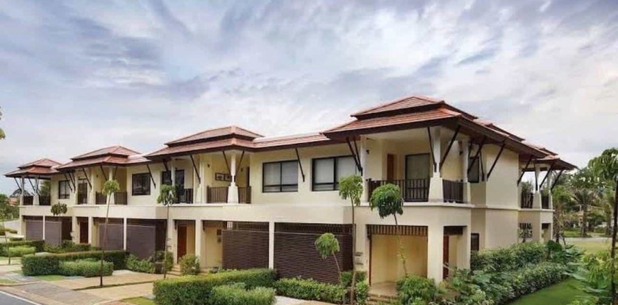 House in Phuket, Thailand 2 bedrooms № 164210