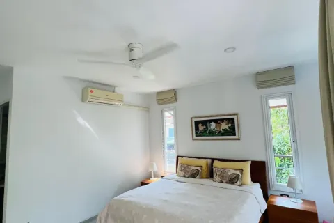 Villa in Phuket, Thailand 6 bedrooms № 157334 - photo 30