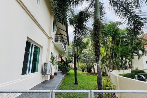 Villa in Phuket, Thailand 6 bedrooms № 157334 - photo 15