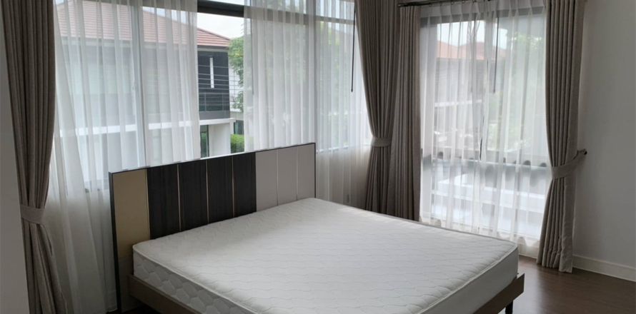 บ้านในกรุงเทพฯ, ประเทศไทย 4 ห้องนอน № 189000