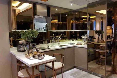 Condo in Bangkok, Thailand, 2 bedrooms № 183292 - photo 12