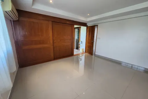 Reihenhaus in Pattaya, Thailand 4 Schlafzimmer № 220721 - Foto 19