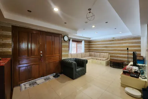 Reihenhaus in Pattaya, Thailand 4 Schlafzimmer № 220721 - Foto 4