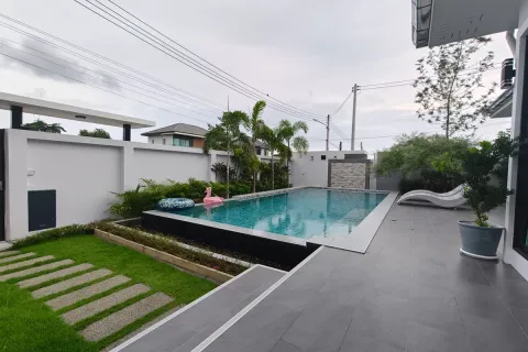 Haus in Pattaya, Thailand 4 Schlafzimmer № 220725 - Foto 2