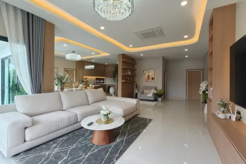 Haus in Pattaya, Thailand 4 Schlafzimmer № 220725 - Foto 10