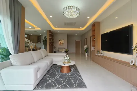 Haus in Pattaya, Thailand 4 Schlafzimmer № 220725 - Foto 11
