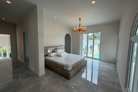 Haus in Pattaya, Thailand 7 Schlafzimmer № 220723 - Foto 15