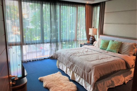 Кондоминиум с 4 спальнями в Бангкоке, Таиланд № 143340 - фото 3