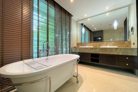 Кондоминиум с 4 спальнями в Бангкоке, Таиланд № 143340 - фото 10