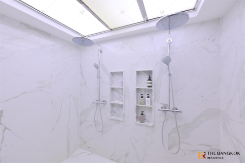 Condo in Bangkok, Thailand, 2 bedrooms № 186394 - photo 2