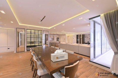 Condo in Bangkok, Thailand, 2 bedrooms № 186394 - photo 10