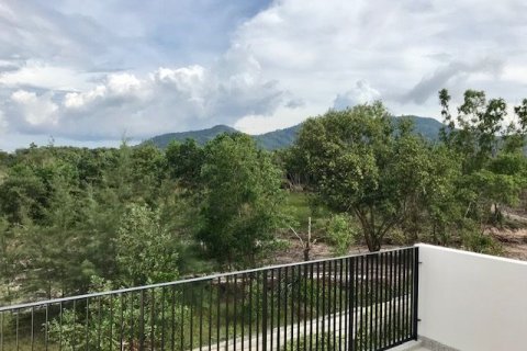 Таунхаус в Пхукете, Таиланд с 3 спальнями  № 160215 - фото 2