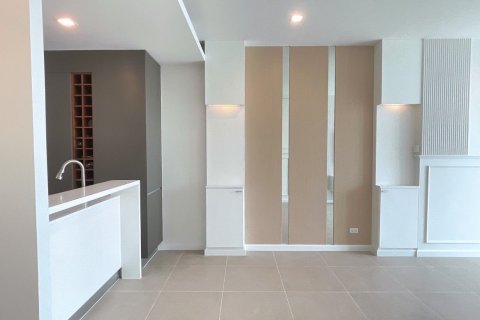 Студия в кондо в Кхлонг Сане, Бангкок, Таиланд № 160214 - фото 9