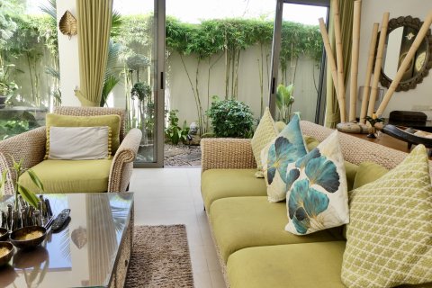 Villa in Phuket, Thailand 2 bedrooms № 160213 - photo 3