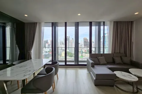 Condo in Pathum Wan, Bangkok, Thailand, 3 bedrooms № 154827 - photo 1