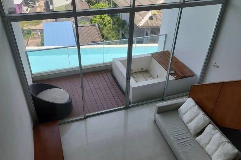 Condo in Phuket, Thailand, 2 bedrooms № 154825 - photo 1