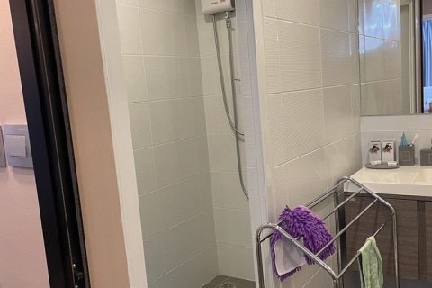 Condo in Min Buri, Bangkok, Thailand, 2 bedrooms № 154823 - photo 27