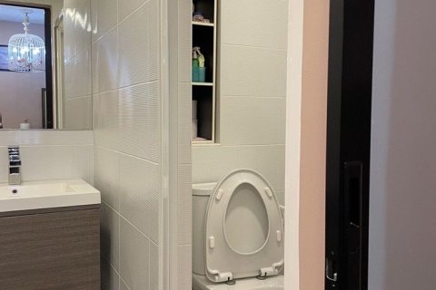 Condo in Min Buri, Bangkok, Thailand, 2 bedrooms № 154823 - photo 21