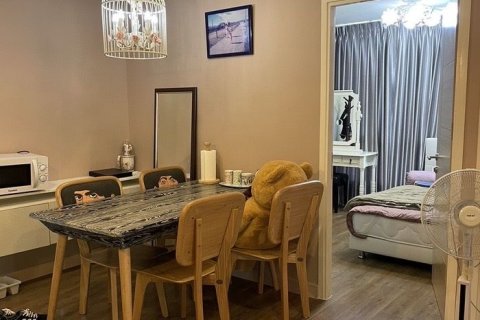 Condo in Min Buri, Bangkok, Thailand, 2 bedrooms № 154823 - photo 6