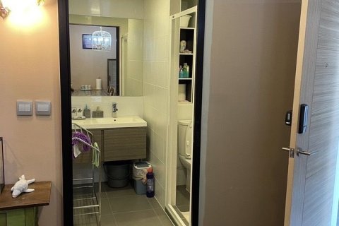 Condo in Min Buri, Bangkok, Thailand, 2 bedrooms № 154823 - photo 12