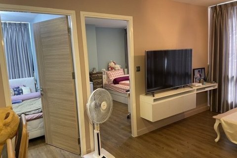 Condo in Min Buri, Bangkok, Thailand, 2 bedrooms № 154823 - photo 19