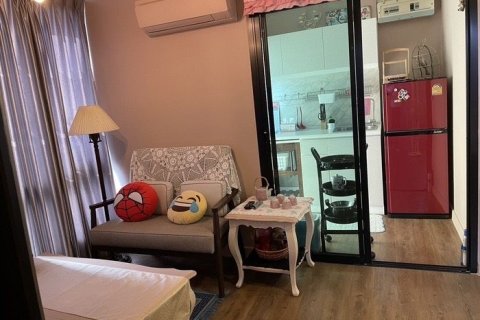 Condo in Min Buri, Bangkok, Thailand, 2 bedrooms № 154823 - photo 11