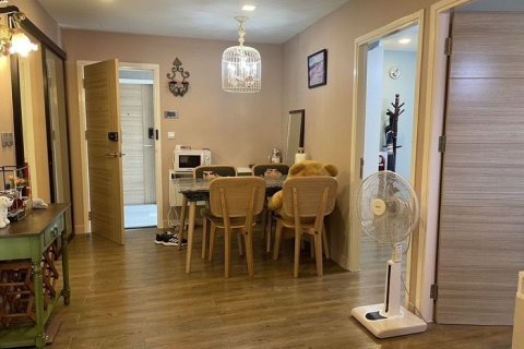 Condo in Min Buri, Bangkok, Thailand, 2 bedrooms № 154823 - photo 3