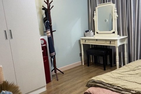 Condo in Min Buri, Bangkok, Thailand, 2 bedrooms № 154823 - photo 8