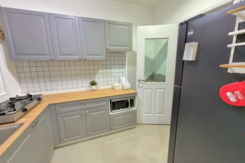 House in Khlong Luang, Thailand 4 bedrooms № 167383 - photo 11