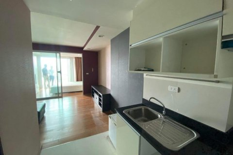 Студия в кондо в Чатучаке, Бангкок, Таиланд № 167381 - фото 4