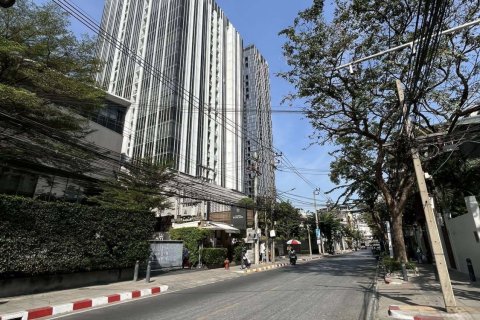 Condo à Bang Rak, Bangkok, Thaïlande, 2 chambres  № 167385 - photo 8