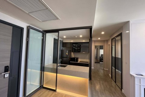 Condo à Bang Rak, Bangkok, Thaïlande, 2 chambres  № 167385 - photo 5