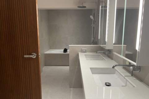 Villa in Phuket, Thailand 5 bedrooms № 167382 - photo 28